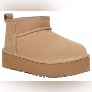 UGG Ultra Mini Platform